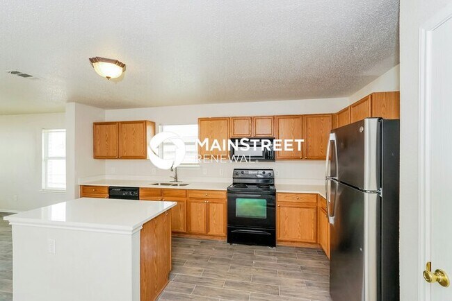 Building Photo - 3 Bedroom Pet-Friendly Home in DESOTO, TX with Main Street Renewal