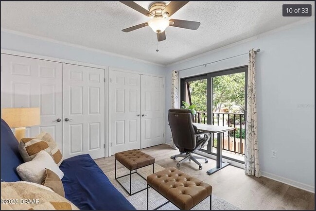 Building Photo - 3808 Saxon Dr