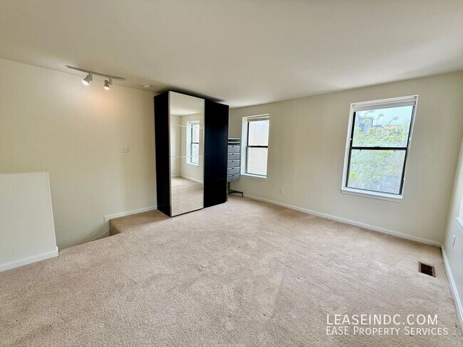 Building Photo - 1532 15th St NW