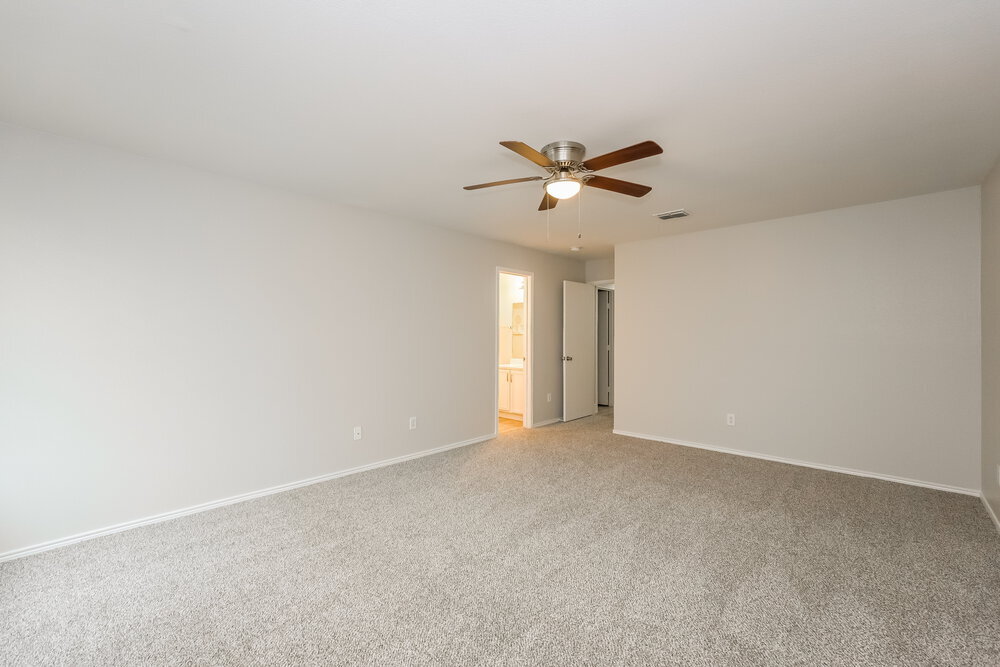 Building Photo - 909 Rio Bravo Dr