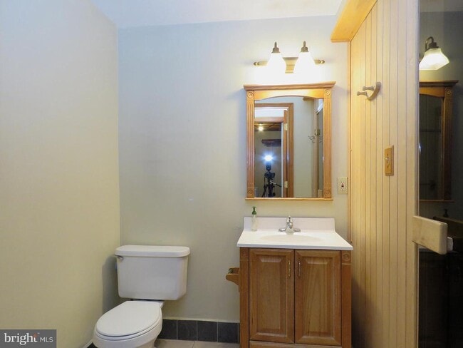 Building Photo - 3013 Hickory Grove Ct