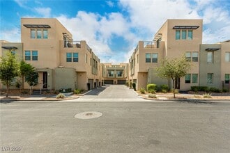 Building Photo - 11297 Gravitation Dr