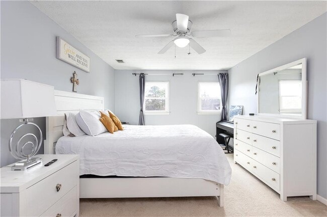 Building Photo - 2599 Hickory Cove SW