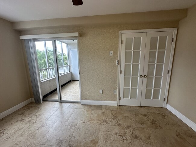 Building Photo - 2851 N Oakland Forest Dr