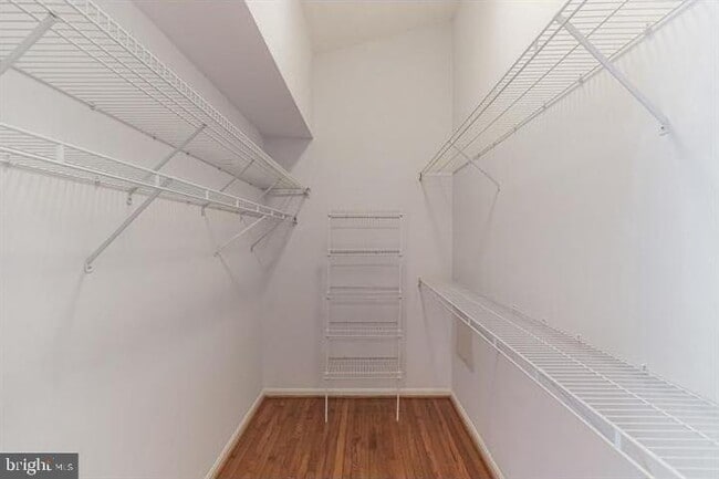 Building Photo - 5520 Jowett Ct