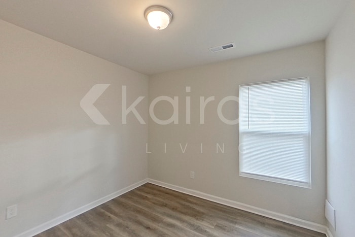 Building Photo - 1237 Zoysia Dr