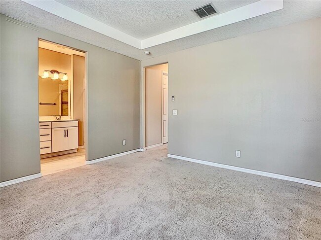Building Photo - 8620 Wellington Blue Ln