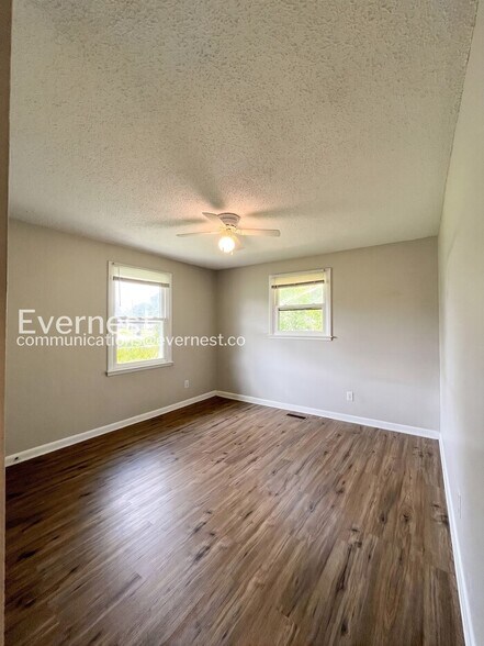 Building Photo - 212 Branch Trail
