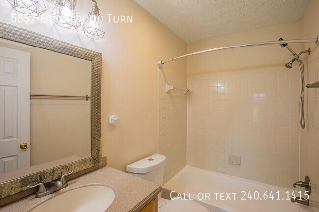 Building Photo - 5857 E Boniwood Turn
