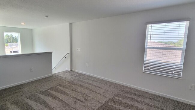 Building Photo - 620 Daring Dr