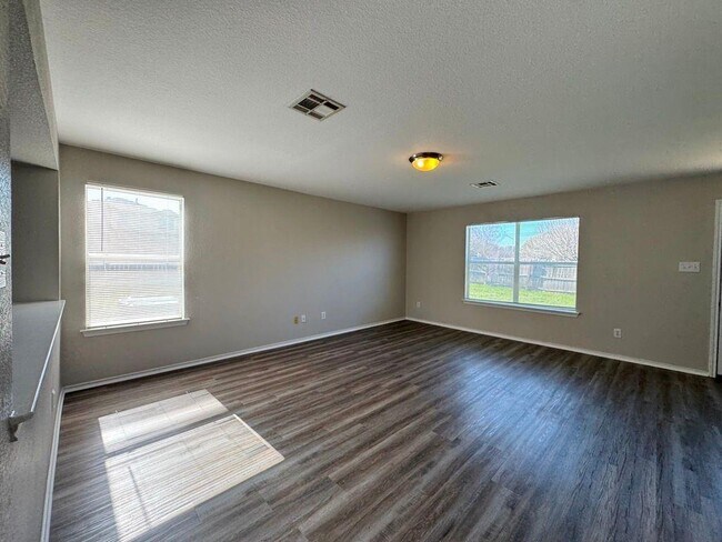 Building Photo - 119 Peppergrass Cove