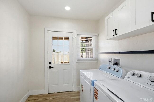 Building Photo - 7726 Blanchard Ave