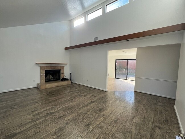 Building Photo - 349 Mar Vista Dr