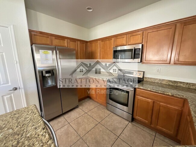 Building Photo - 3865 W Ashton Dr