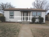 Building Photo - 2 Bedroom 1 bath House