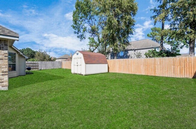 Building Photo - 6902 Sterling Meadow Dr