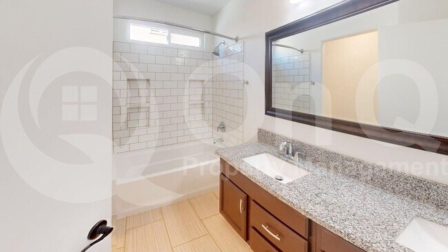 Building Photo - 4113 S Ferris Dr