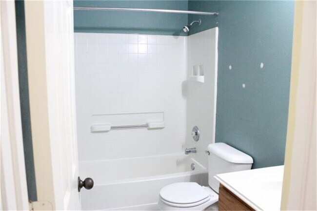 Building Photo - 24202 Kingbriar Dr