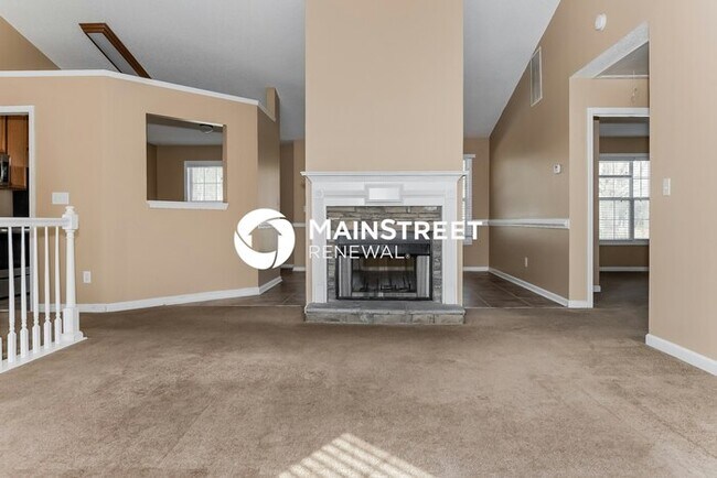 Building Photo - 4 Bedroom Pet-Friendly Home in Ellenwood, GA with Main Street Renewal