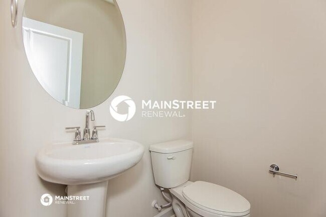 Building Photo - 3 Bedroom Pet-Friendly Home in Belmont, NC with Main Street Renewal