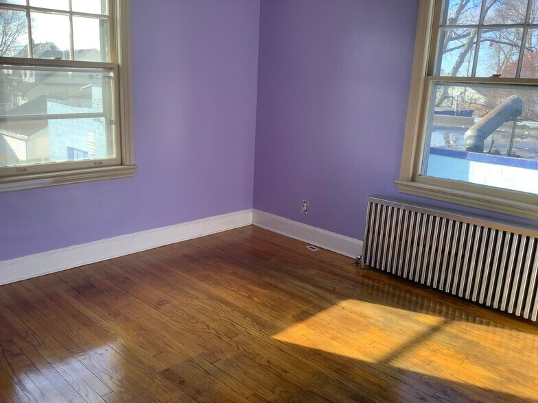 Building Photo - 143 Boston Ave