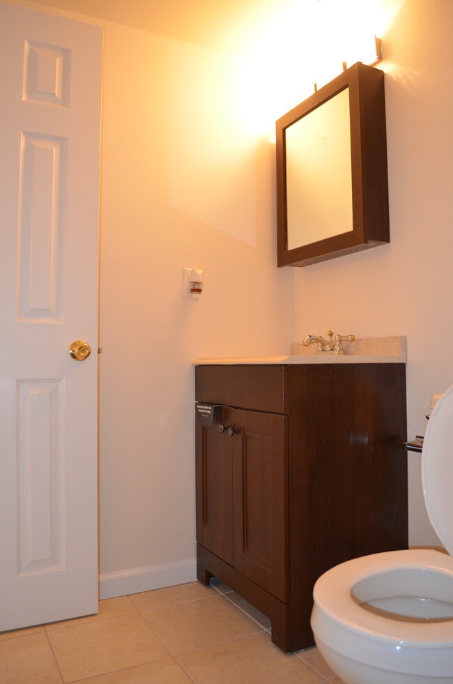 Building Photo - 4600B Acton Ct