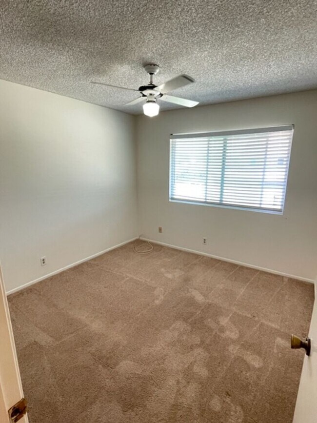 Building Photo - **Coming Soon** Modern Irvine Townhome in ...