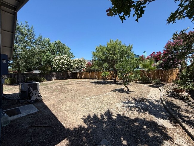 Building Photo - 243 Rio Mesa Ct