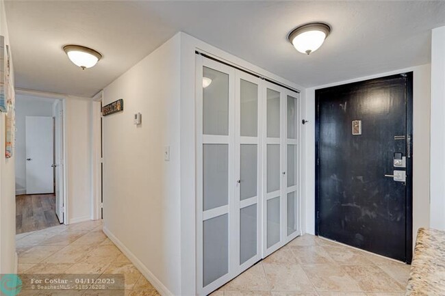Building Photo - 1421 S Ocean Blvd