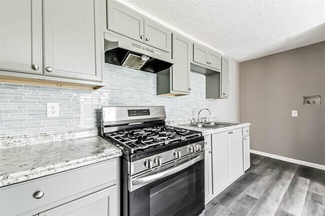 Building Photo - 14249 Brownsville St