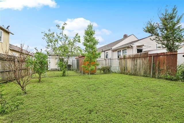 Building Photo - 1624 N Miro St