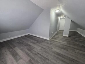 Building Photo - 1271 N 43rd St