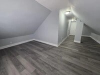Building Photo - 1271 N 43rd St