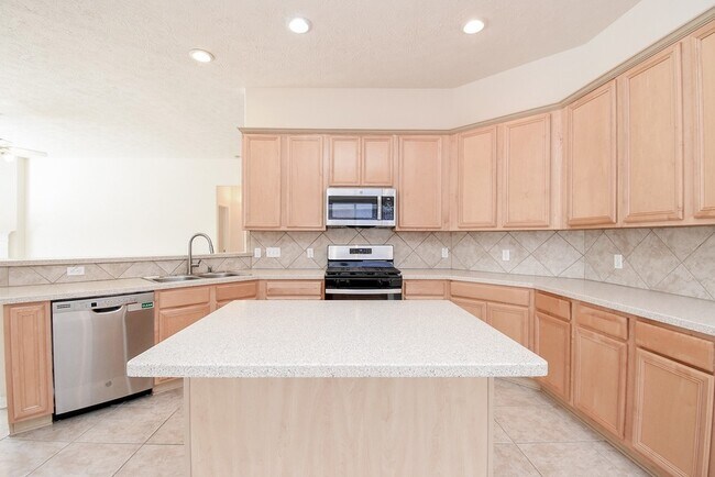 Building Photo - 10727 Gilford Crest Dr