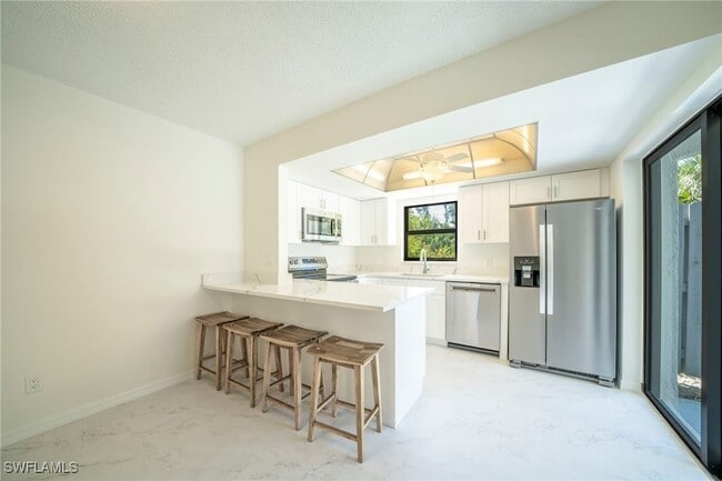 Building Photo - 17455 Overhill Dr