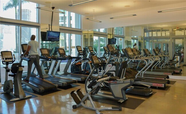 Building Photo - 90 SW 3rd St