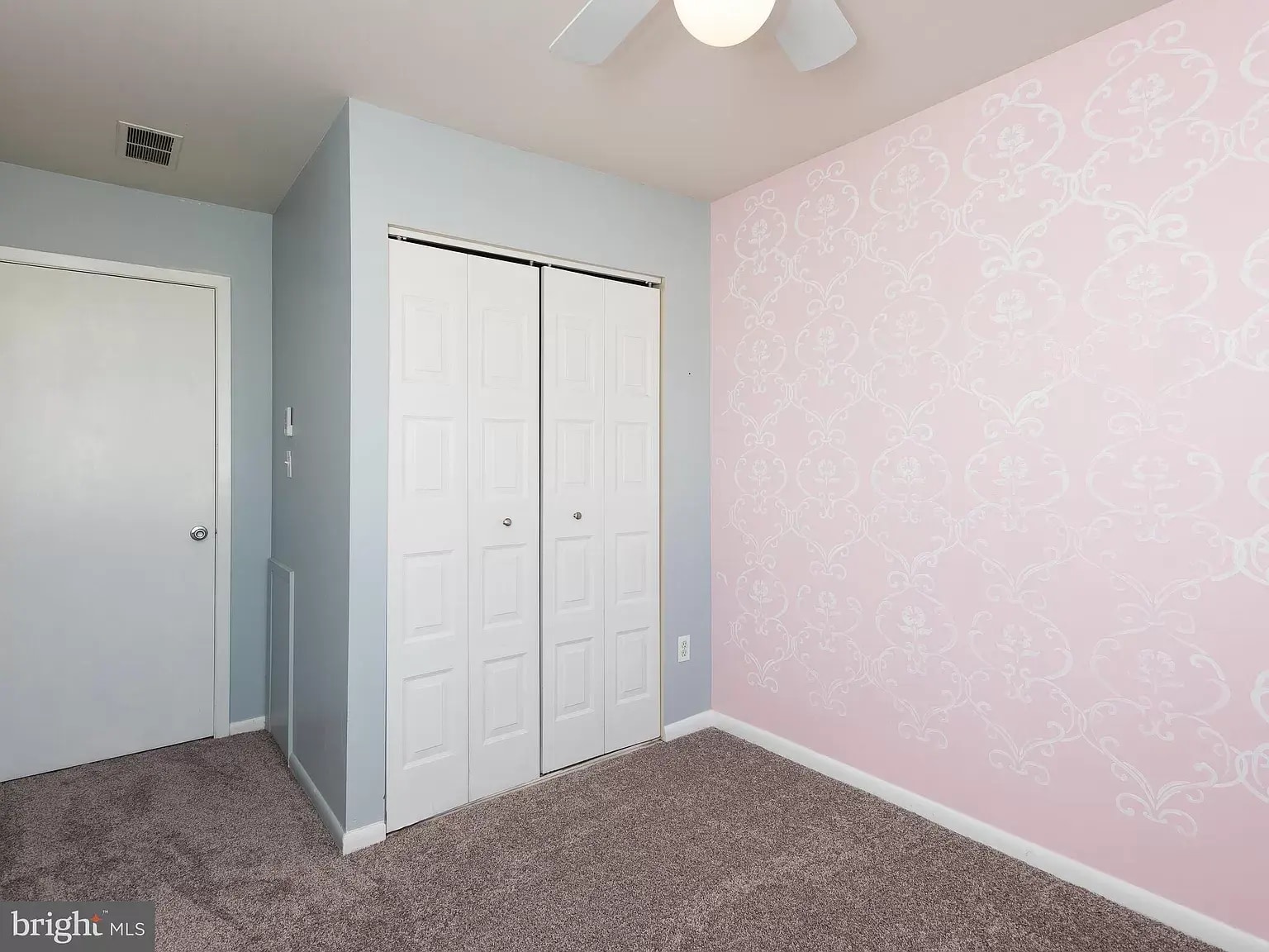 Building Photo - 232 Carlyn Ct