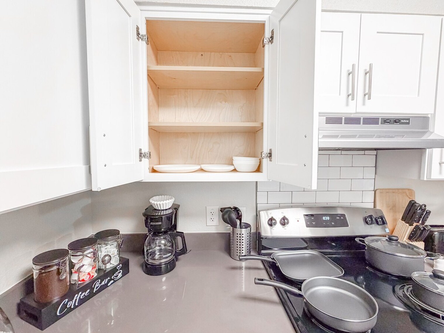 Building Photo - 1450 N Hwy 360