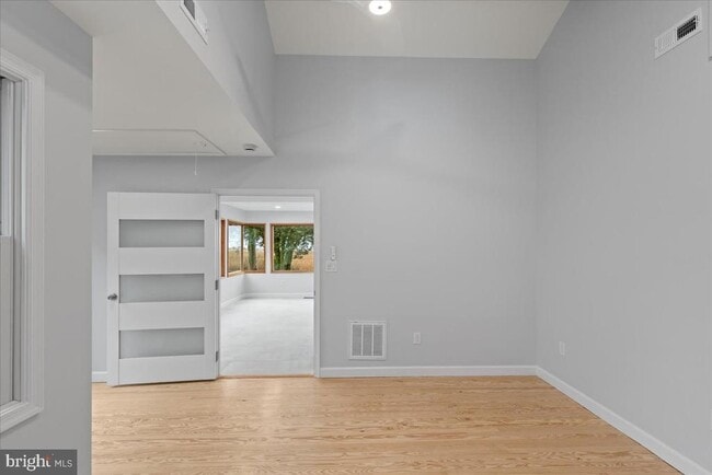 Building Photo - 1345 Ellicott Ave