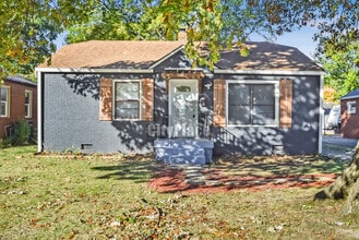 Building Photo - 4512 Payton Ave