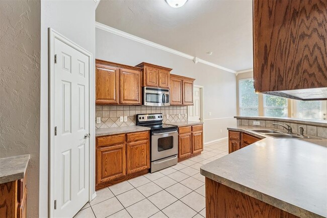 Building Photo - 16109 Panther Way