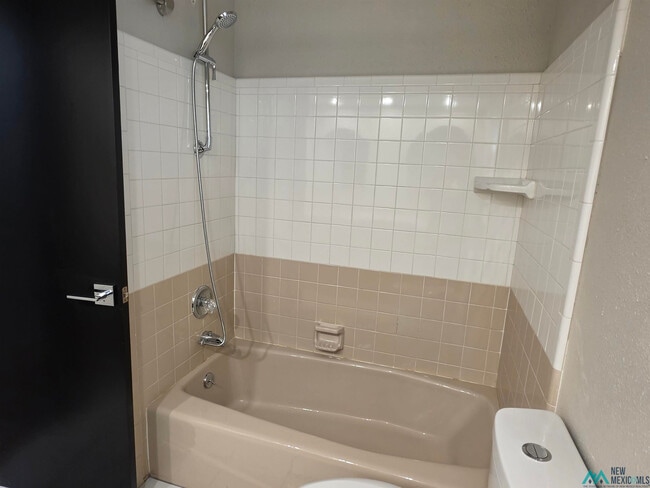 Building Photo - 2125 Circlewood Pl