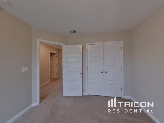 Building Photo - 108 Eventine Way