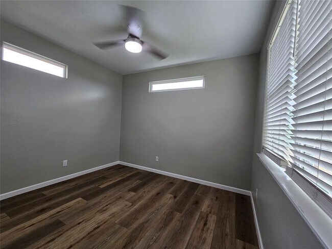 Building Photo - 169 Chickasaw