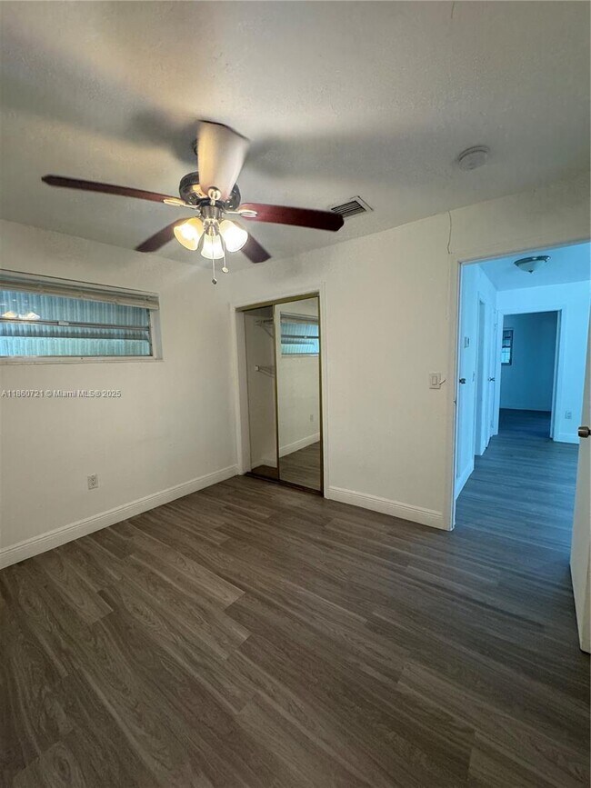 Building Photo - 2985 NW 69th Ave