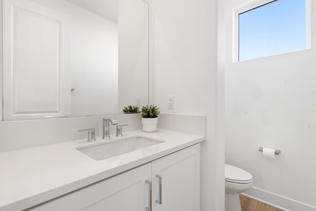 Building Photo - 408 Treble: Modern 4BR + Loft in Great Park, Irvine