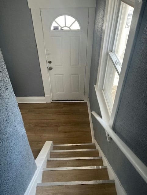 Building Photo - 14805 Darwin Ave