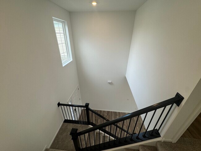 Building Photo - 7714 Nightshade Ln