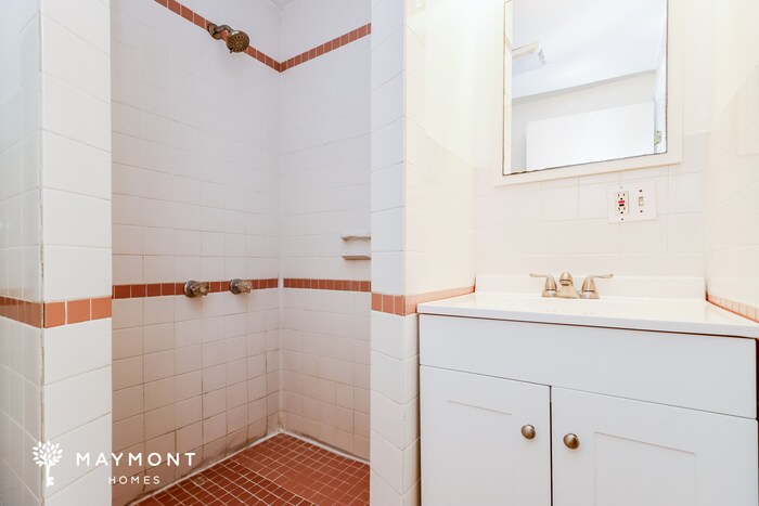 Building Photo - 1314 Friend Ave