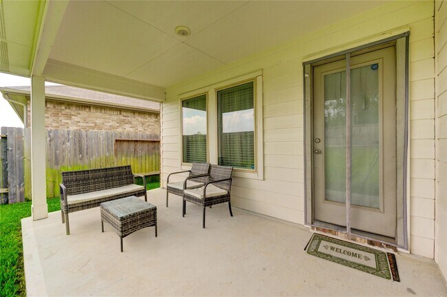 Building Photo - 21577 Starry Night Dr